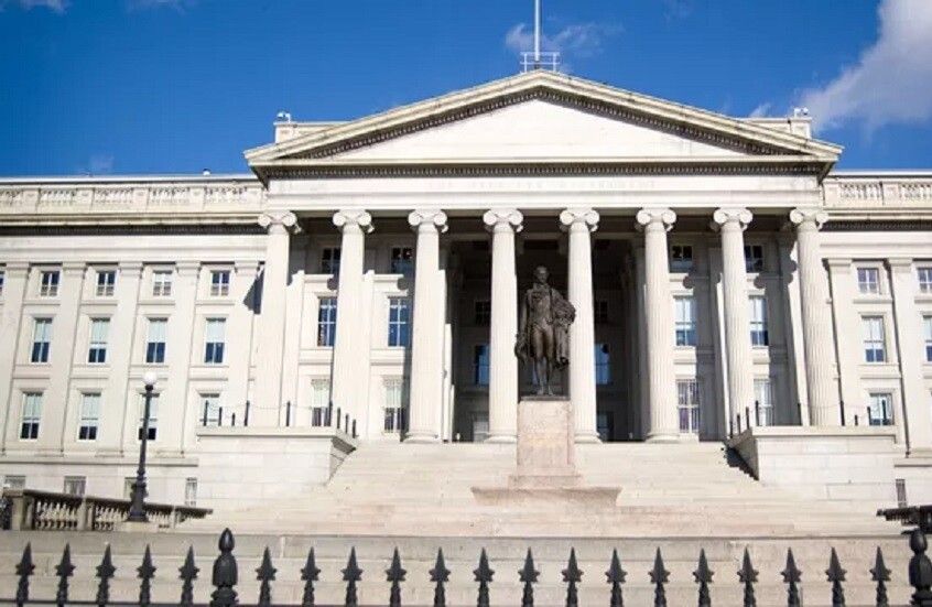 الخليج اليوم .. بنك "اليمن والكويت" ينفي تمويل الحوثيين ويؤكد سعيه لإلغاء القرار الأمريكي