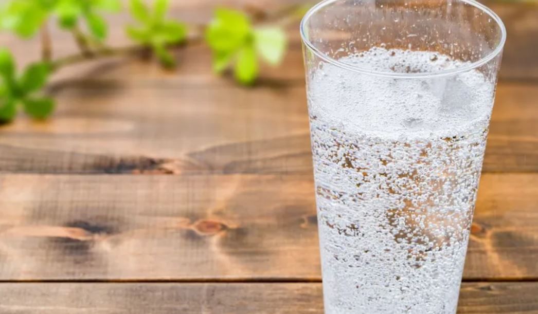 الامارات | نوع من المياه قد يساعد في فقدان الوزن