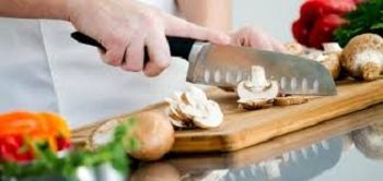 طالع الأبراج: 4 أبراج تعشق تحضير الطعام فى منتصف الليل.. أبرزهم الأسد