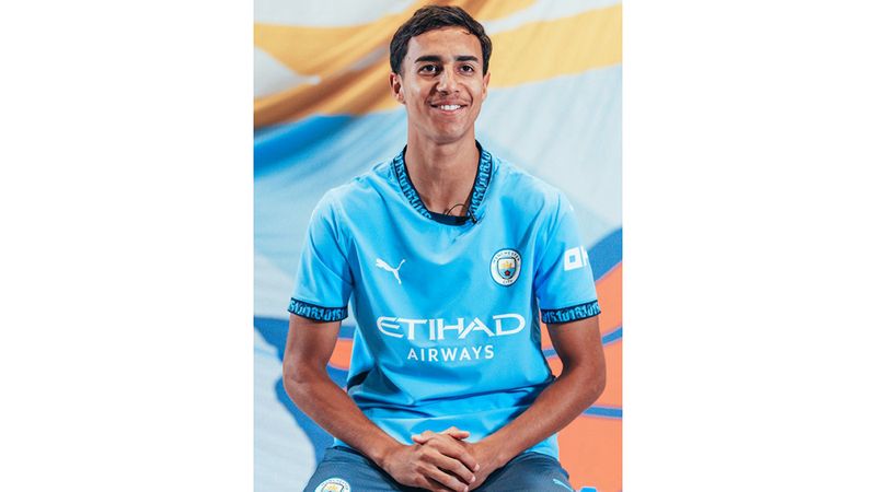 الامارات | مانشستر سيتي يتعاقد مع مدافع بالميراس