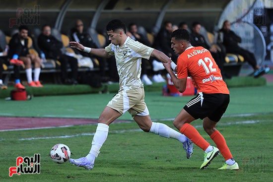 الأهلي ضد فاركو 1-1 في الشوط الأول.. والـVAR ينقذ الأحمر في الثواني الأخيرة