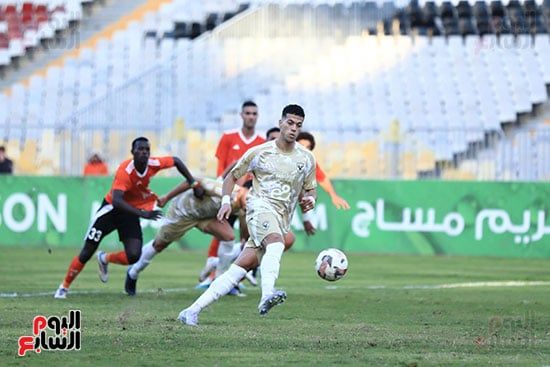 الأهلي ضد فاركو 1-1 في الشوط الأول.. والـVAR ينقذ الأحمر في الثواني الأخيرة