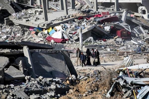 جثث متحللة تحت الأنقاض تنكأ جراح أهالي مفقودي غزة