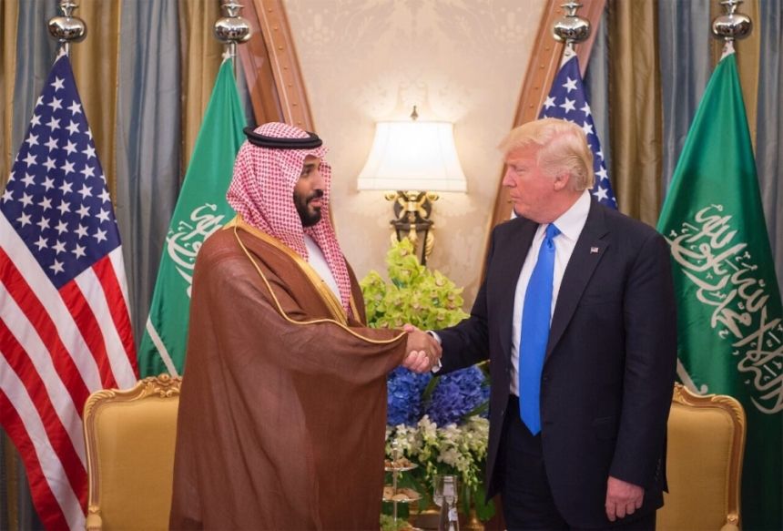 ولي العهد ووزير الخارجية الأمريكي يستعرضان العلاقات الثنائية