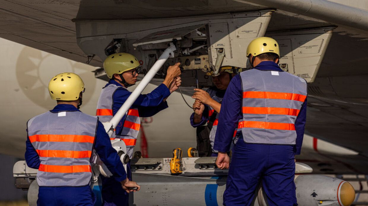 الامارات | طائرة تقتل قائدتها.. "صورة"