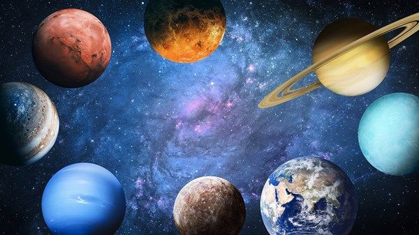 رصد تجمع كواكب المجموعة الشمسية في سماء أبوظبي