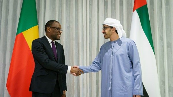 عبدالله بن زايد يستقبل وزير خارجية بنين ويبحثان العلاقات الثنائية بين البلدين