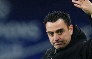 تشافي يرفض 4 عروض تدريبية والسبب