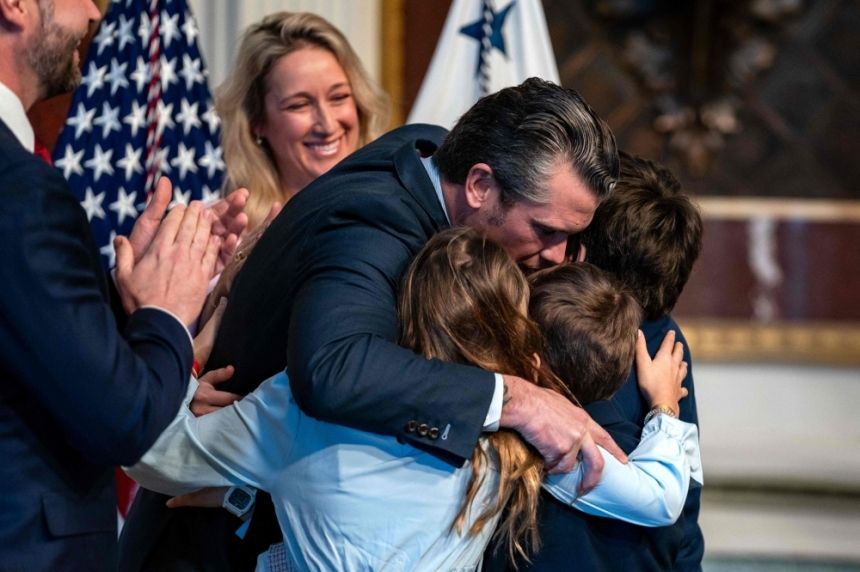 بتصويت مثير.. "الشيوخ الأمريكي" يصادق على تعيين هيجسيث وزيرًا للدفاع