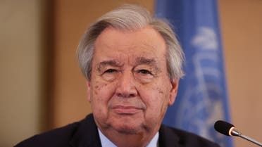 الخليج اليوم .. الحوثيون يطلقون سراح 135 محتجزا باليمن وغوتيريش يدعو لتحرير موظفين أمميين