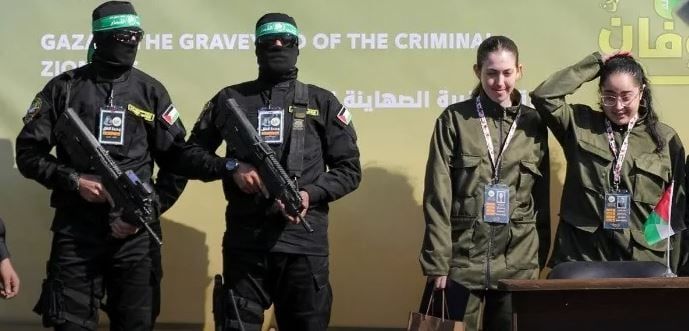 حماس: أرغمنا العدو على فتح زنازينه للأسرى الأبطال