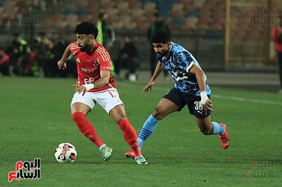 الأهلي يتعادل مع بيراميدز 2 - 2 في مباراة مثيرة بالدوري.. صور