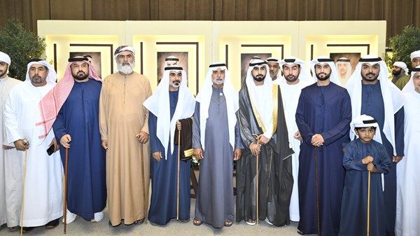 نهيان بن مبارك يحضر أفراح الكعبي والشامسي في العين