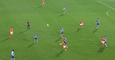 30 دقيقة.. بيراميدز يواصل الضغط الهجومي على الأهلي بعد التقدم بهدف