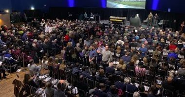 رئيس أيرلندا يدعم غزة خلال إحياء ذكرى يوم المحرقة واشتباكات داخل القاعة.. فيديو