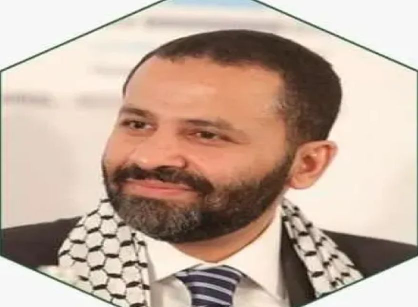 بخصوص اليمن...حميد الأحمر يُعلّق على تحركات الإدارة الأمريكية الجديدة