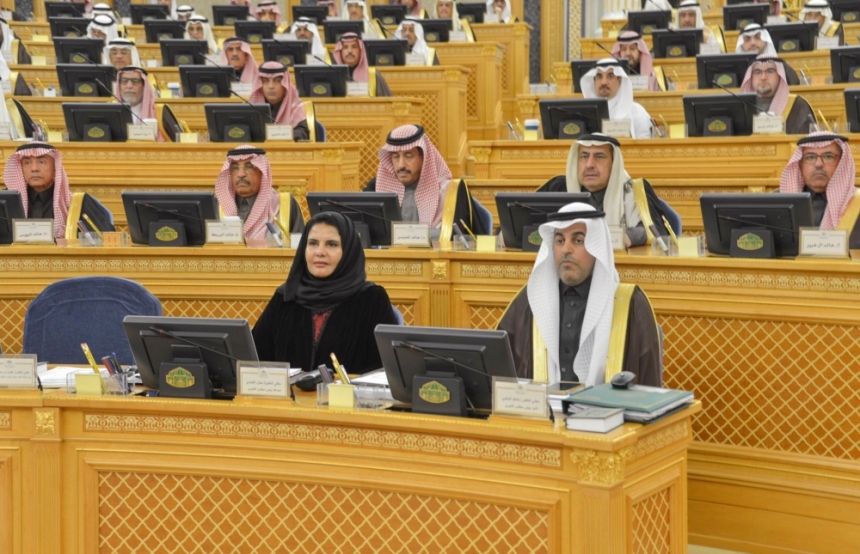 وزير النقل أمام "الشورى": شبكة الطرق بالمملكة الأولى عالميًا في الترابط والانتشار