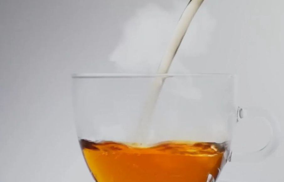 خطر خفي في أكياس الشاي يمكن أن يضر صحتك على المدى البعيد