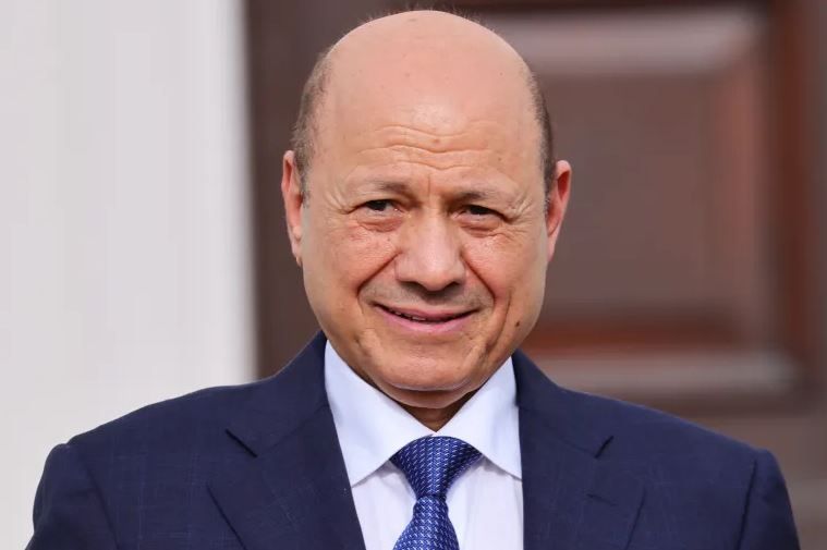 هل سيعود نظام صالح .. العليمي يصدم الجميع باول خطوة