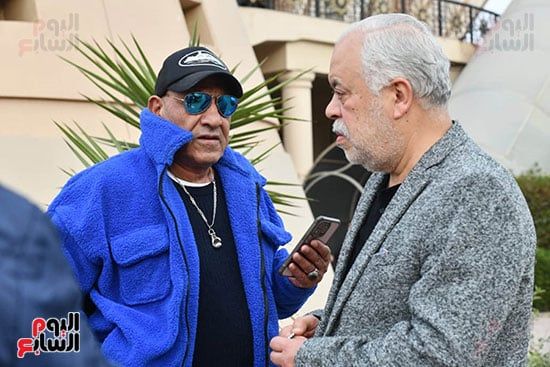 تشييع جثمان والدة أحمد فهيم بحضور نجوم الفن