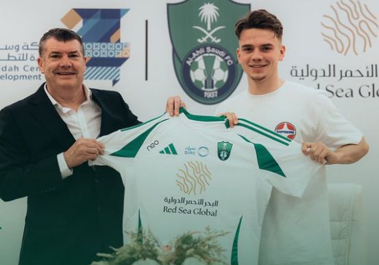 الامارات | أهلي جدة يتعاقد مع الظهير البلجيكي ماتيو دامس