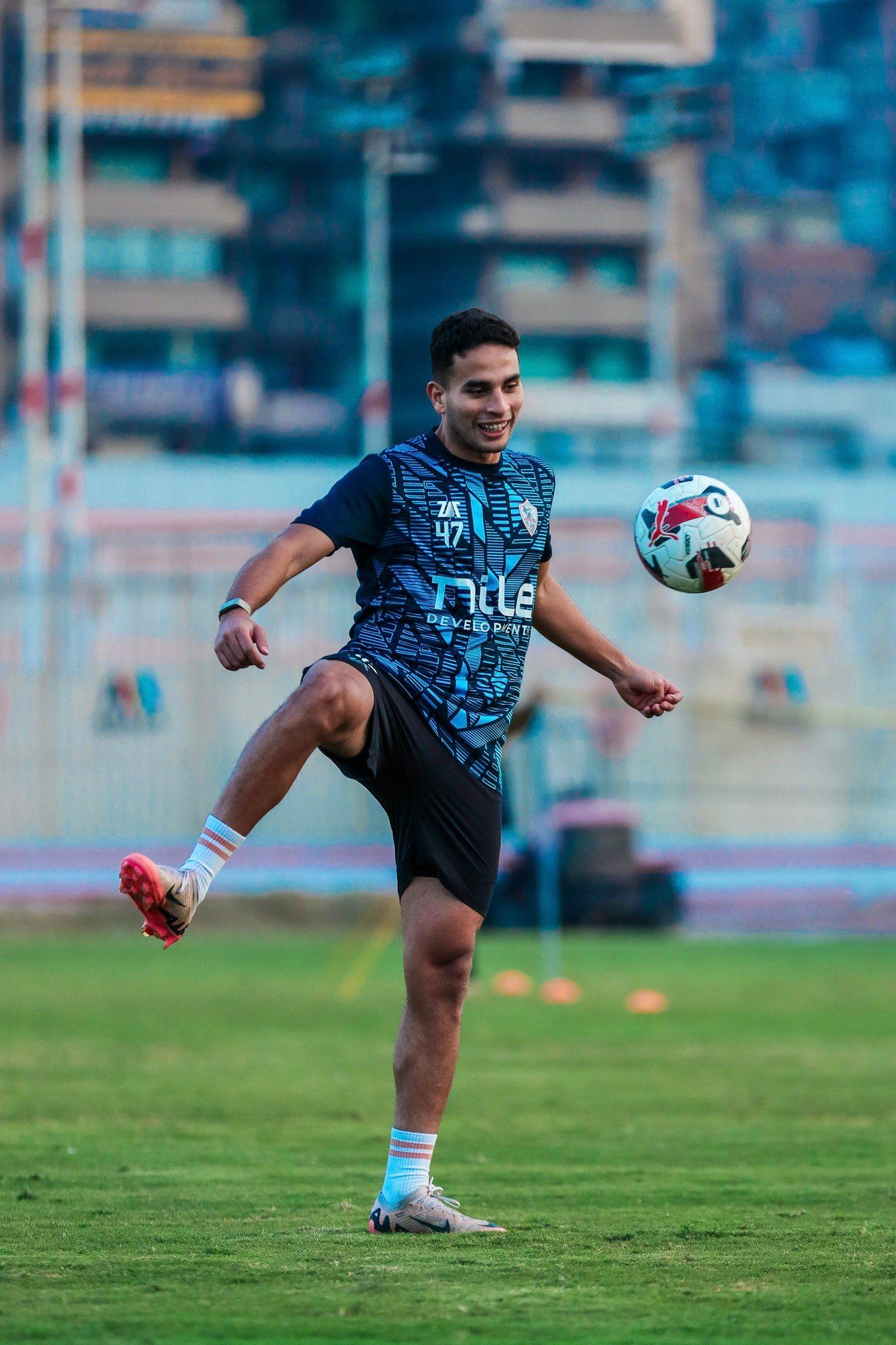 كواليس مران الزمالك استعدادا لبيراميدز وظهور المغربى بنتايج.. صور