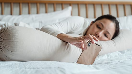 طالع الأبراج: 5 أبراج تميل إلى التردد والكسل بسهولة.. الحوت والدلو أبرزهم