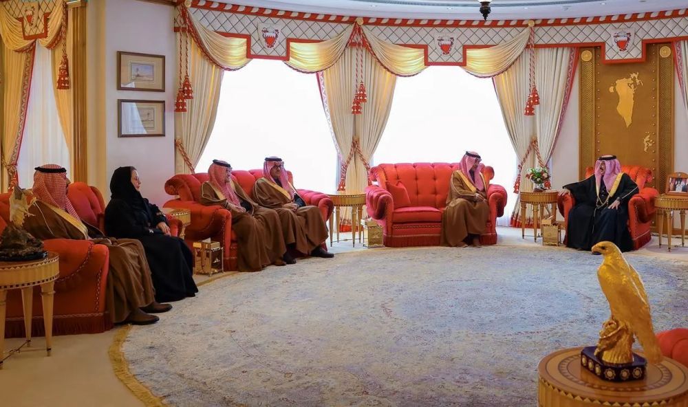 ملك البحرين يشيد بوقفات السعودية المشرفة تجاه بلاده