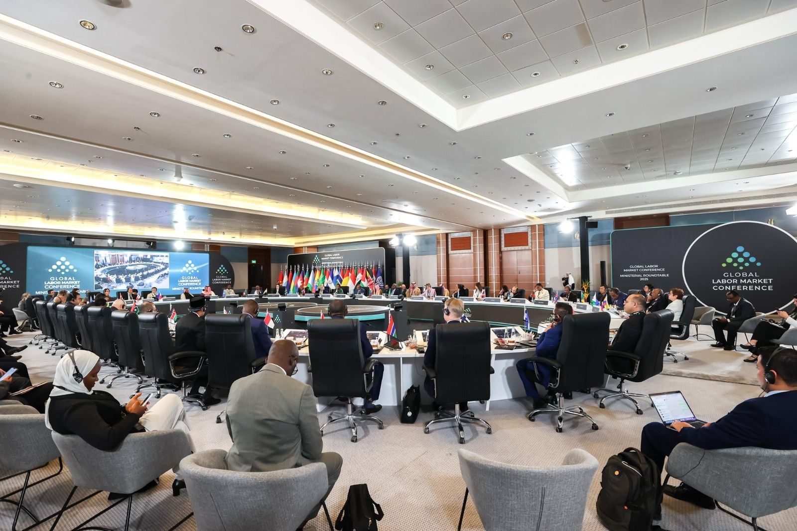 إطلاق أكاديمية سوق العمل لتعزيز مستقبل الأسواق العالمية