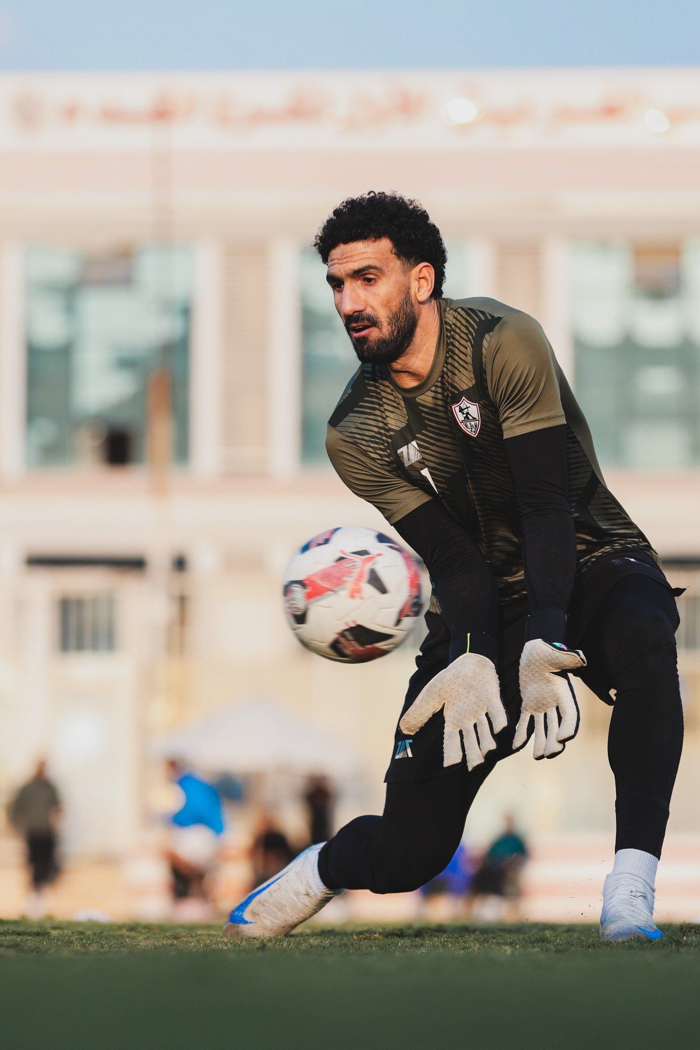 كواليس مران الزمالك استعدادا لبيراميدز وظهور المغربى بنتايج.. صور