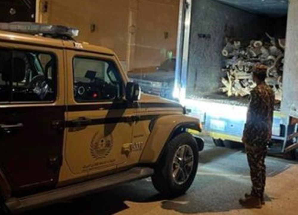 المدينة المنورة.. ضبط مخالف لنظام البيئة بحوزته حطب محلي للبيع
