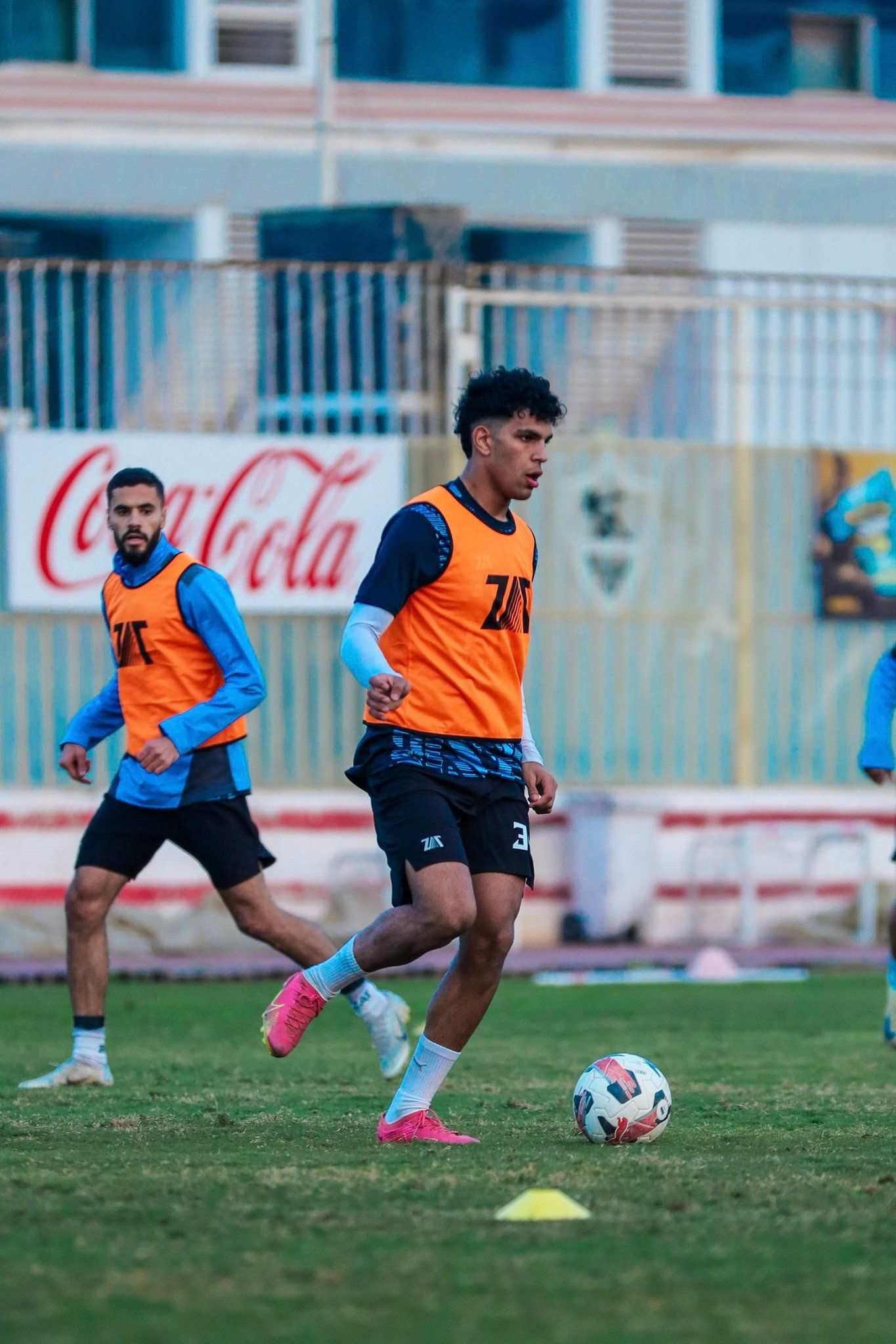 كواليس مران الزمالك استعدادا لبيراميدز وظهور المغربى بنتايج.. صور
