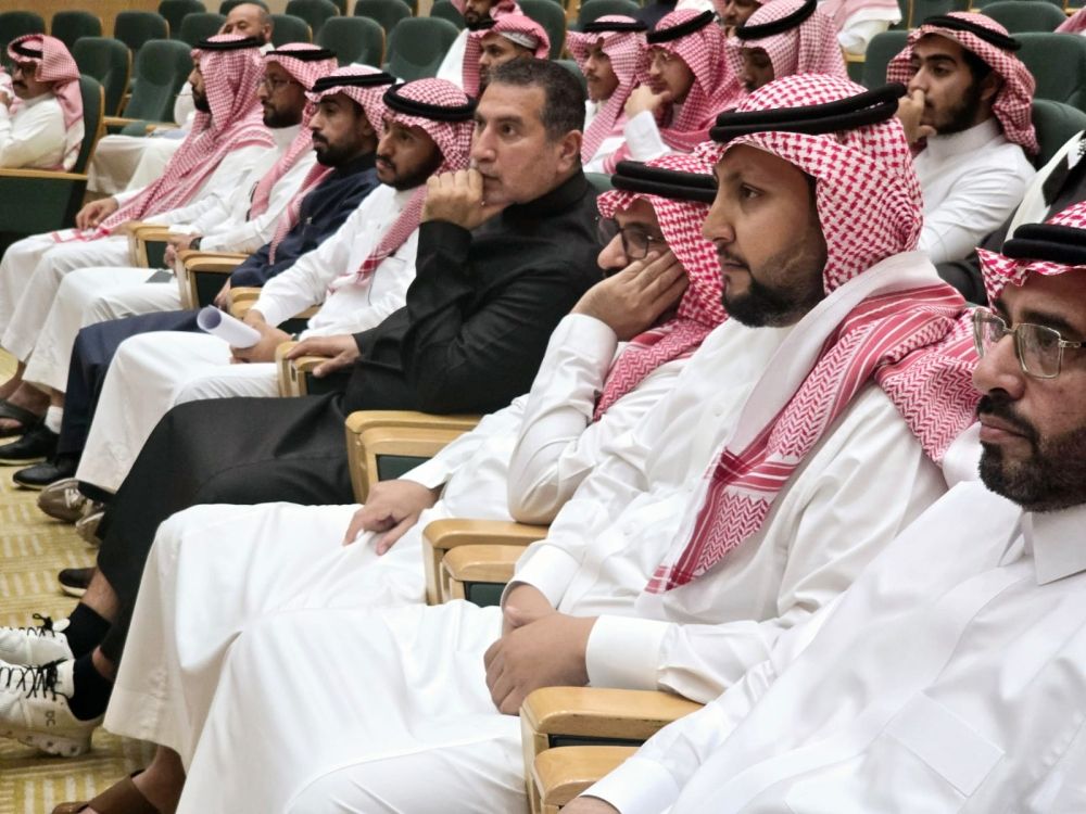 المركز الوطني يستعرض أهمية أنظمة الاستزراع السمكي المغلقة "R.A.S"