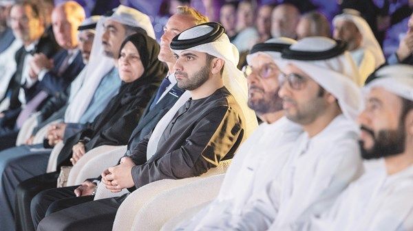 منصور بن محمد يحضر حفل عشاء «دبي الصحية»