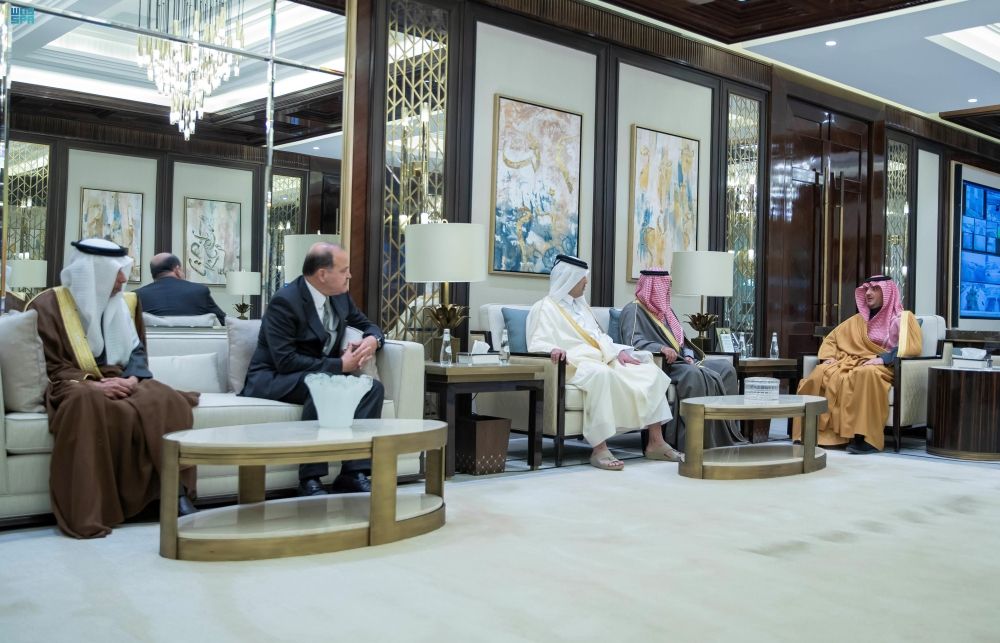 وزير الداخلية يطلع على تقرير أمانة جائزة الأمير نايف للأمن العربي