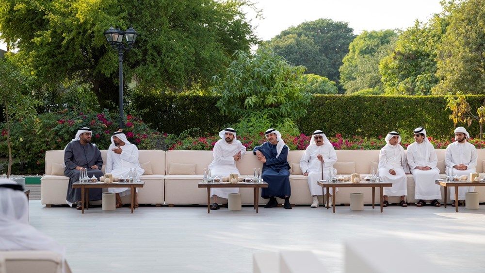 حمدان بن محمد يلتقي هزاع بن زايد في مدينة العين