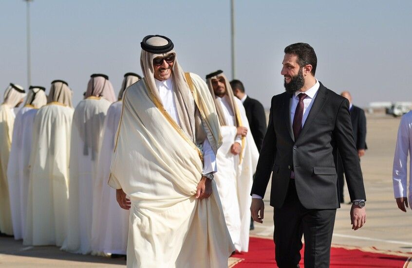 الخليج اليوم .. الديوان الأميري القطري يكشف ما دار في لقاء الشيخ تميم بن حمد والرئيس السوري أحمد الشرع