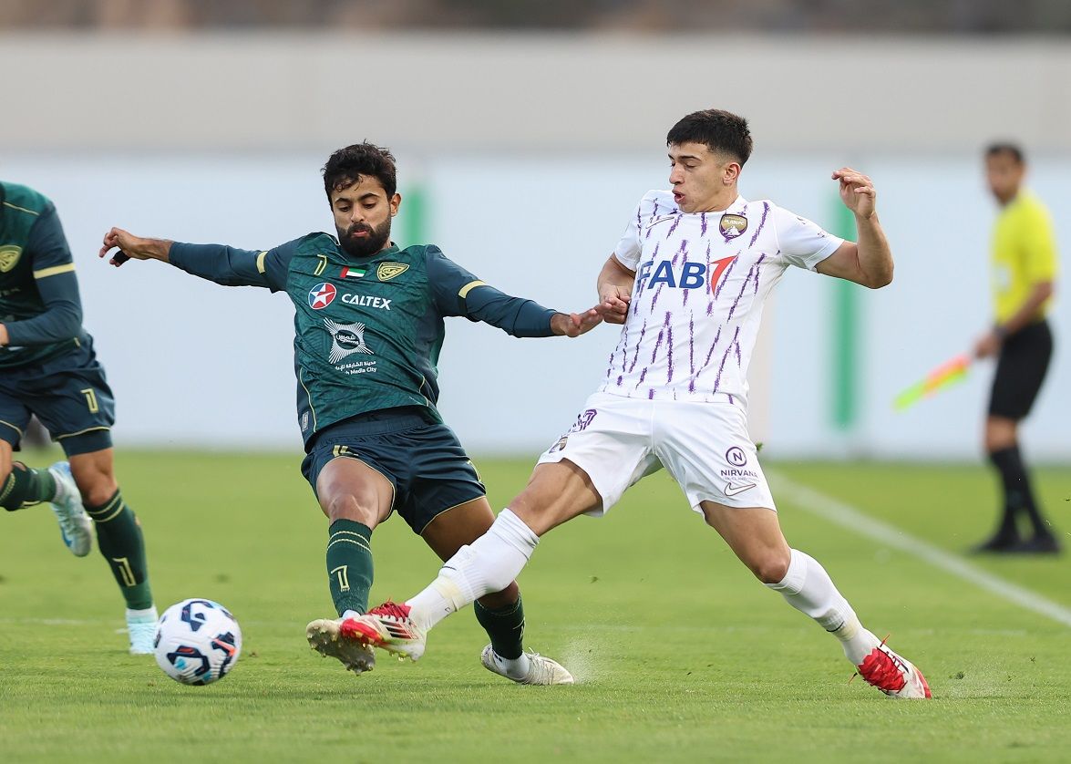 الامارات | العين يسقط في فخ خورفكان ويبتعد عن سباق اللقب