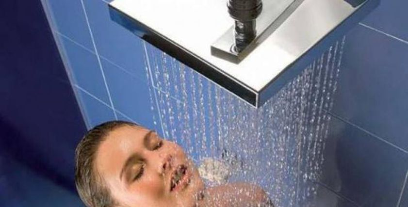 الاستحمام بالماء البارد أم الساخن.. اعرف الأفضل لصحتك