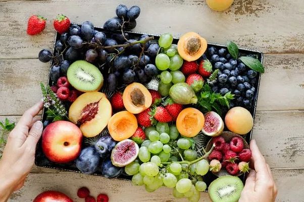 الامارات | ماهي الفواكه الأكثر صحة لجسم الإنسان؟