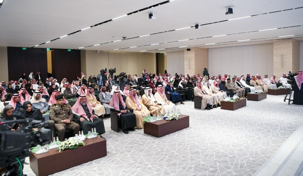 "التواصل الحضاري" يناقش أهمية المشاركات الدولية وتعزيز مكانة المملكة