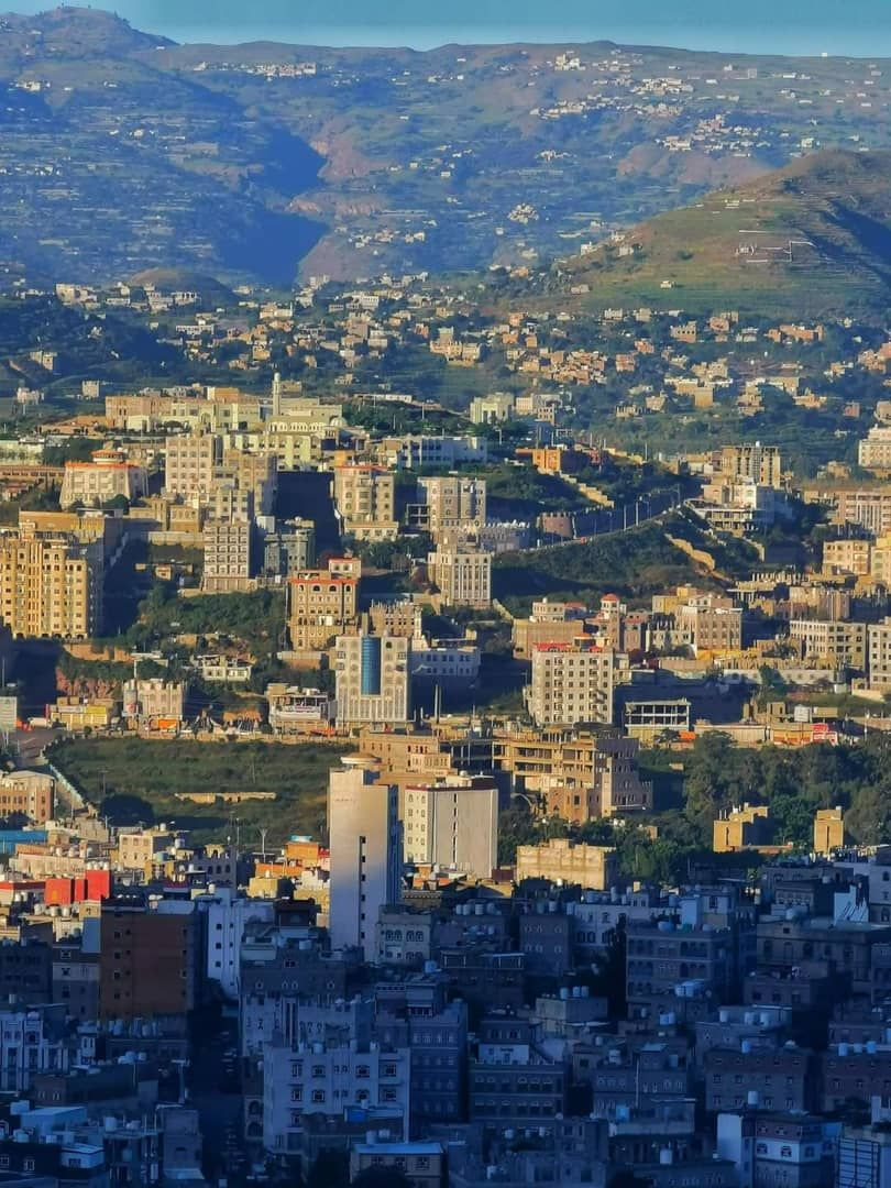 الكشفُ عن ارتباطِ شيخ يمني بمخططات لاستهداف اليمن ومصر وإغتيال الرئيس اليمني والمصري