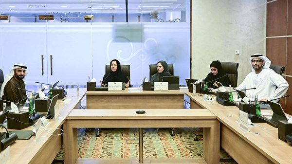 «الوطني الاتحادي» يستعرض دراسة حول تحقيق الأمن الوطني للصناعات الدوائية