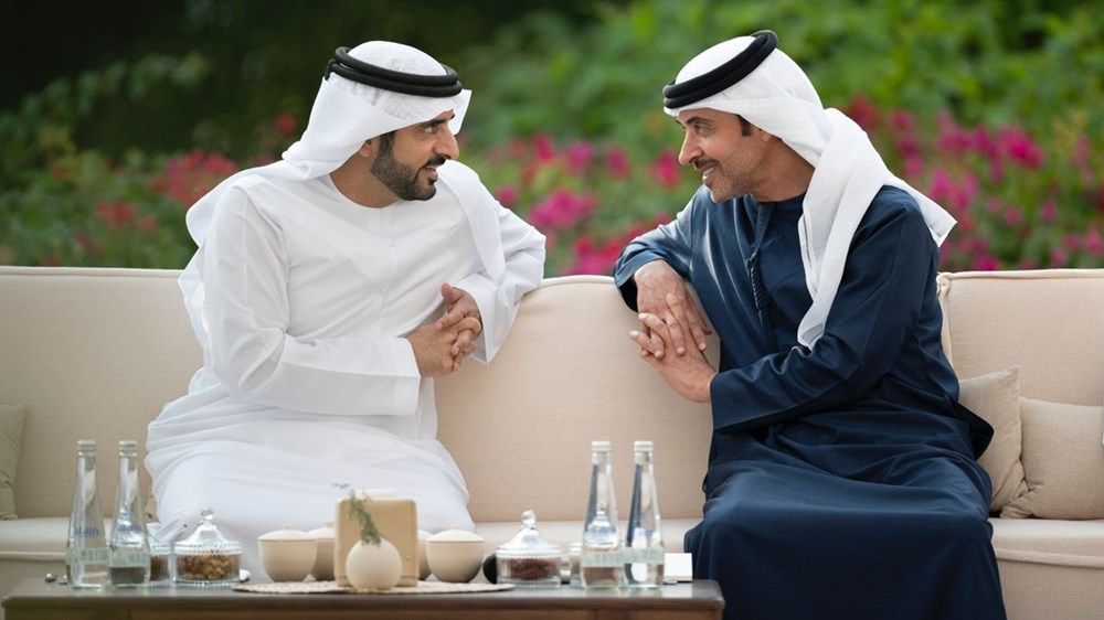 حمدان بن محمد يلتقي هزاع بن زايد في مدينة العين