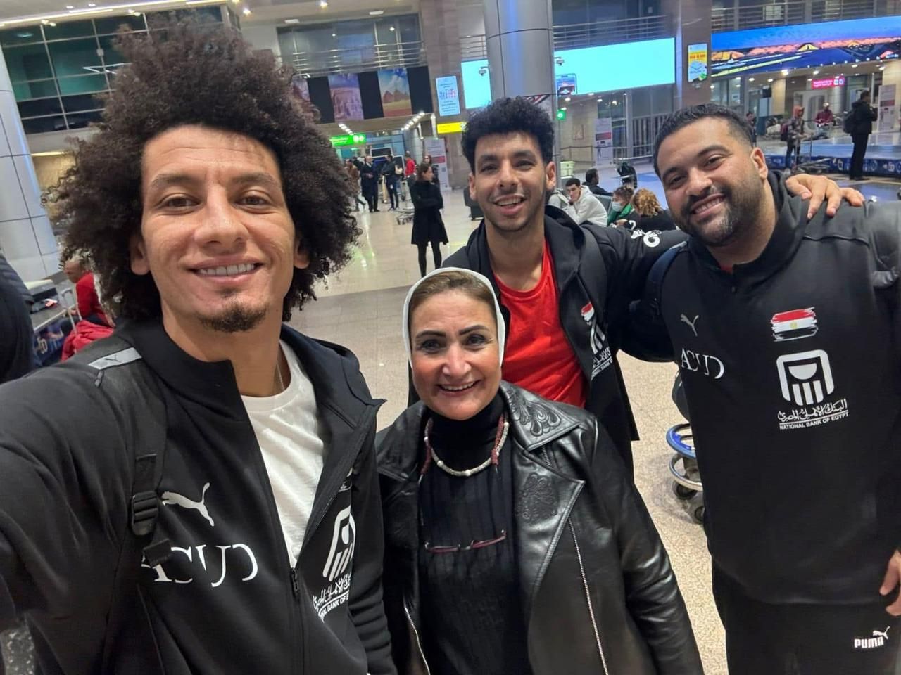 عودة بعثة منتخب اليد إلى القاهرة بعد تحقيق المركز الخامس ببطولة العالم.. صور