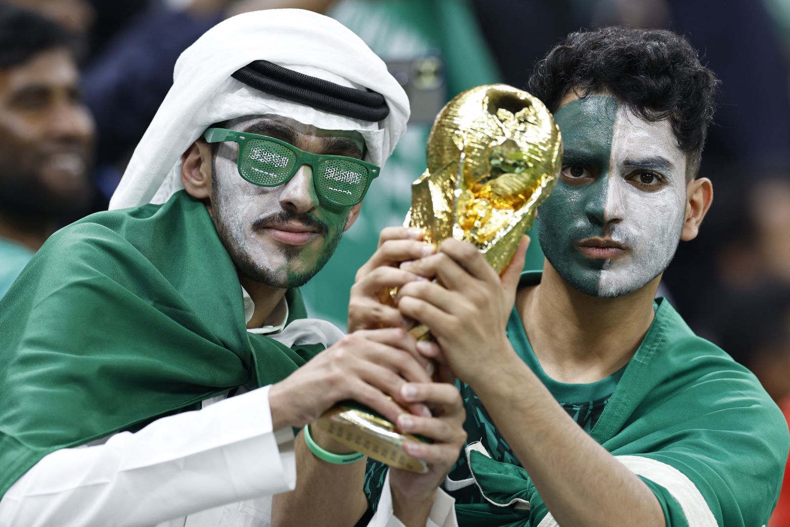 عبد العزيز بن تركي: صلاح في دورينا؟ السعودية ومصر كيان واحد
