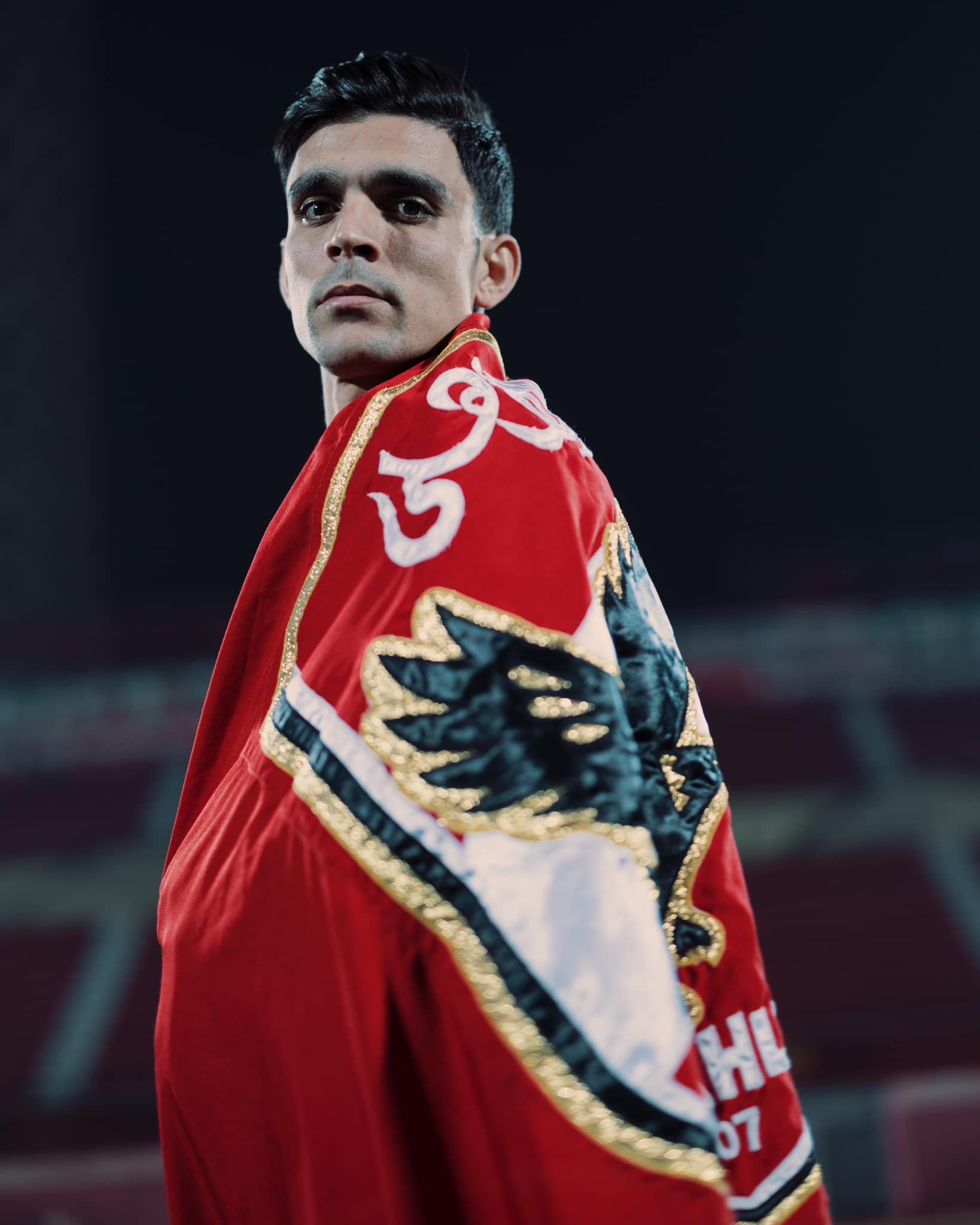 صور جديدة من مراسم تقديم أشرف بن شرقى فى الأهلي