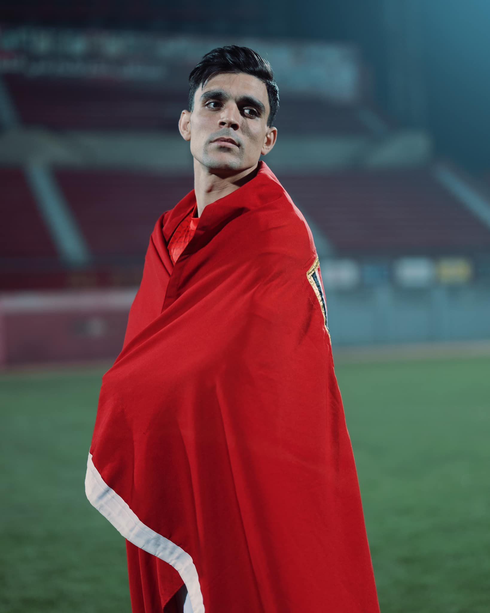 صور جديدة من مراسم تقديم أشرف بن شرقى فى الأهلي