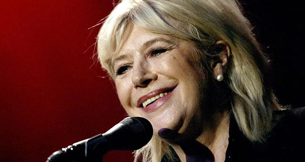 رحيل ماريان فايثفول.. أيقونة “آز تيرز غو باي” عن 78 عامًا