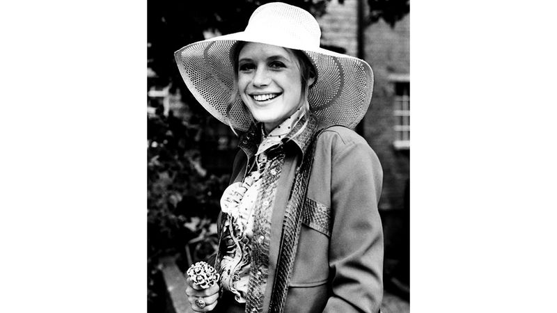 الامارات | المغنية ماريان فايثفول ترحل عن 78 عاماً